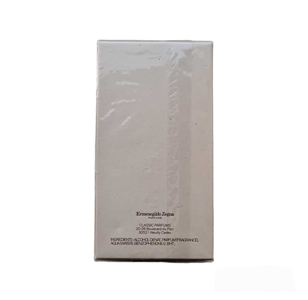 Ermenegildo Zegna Essenza Di Zegna Eau de Toilette 50ml. Photo of the rear of box, perfume, fragrance, cologne and scent.