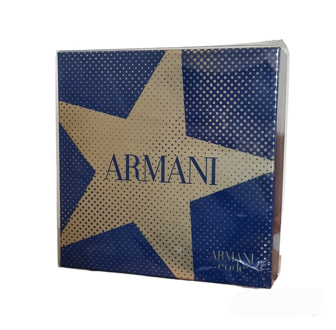Giorgio Armani 3 x 15ml Spray Travel/Gift Set. Front angled box showing damage bottom right corner.