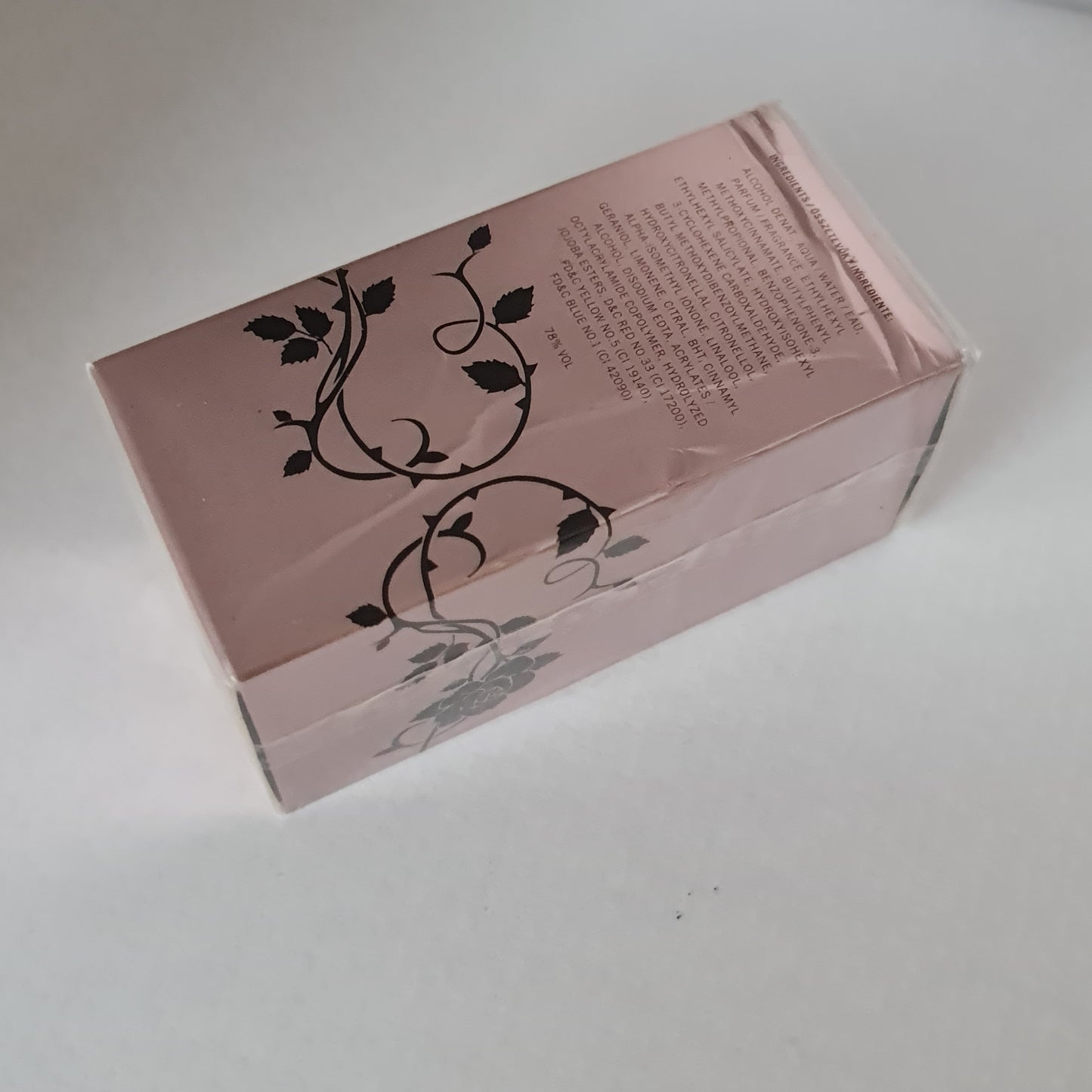 Kate Moss Kate Eau de Toilette 30ml. Imperfect box.