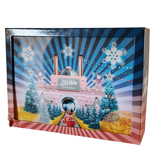 Front angled photo of gift box.