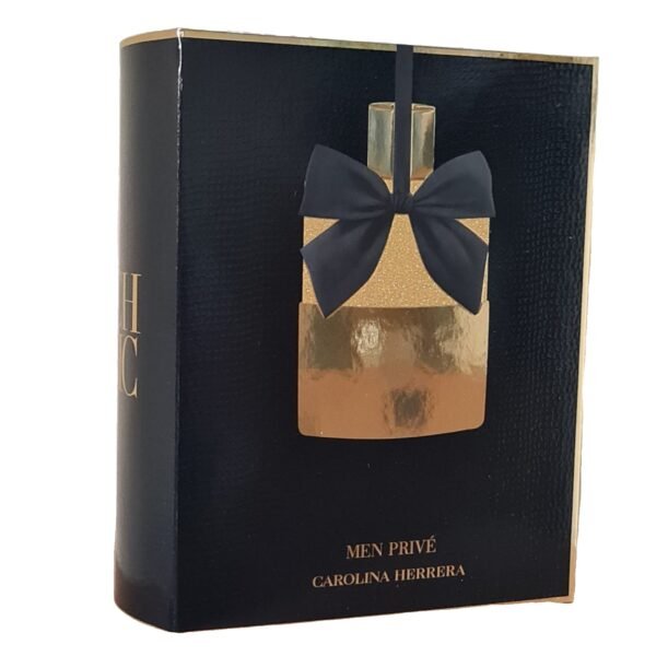 Carolina Herrera CH Men Prive Eau de Toilette 100ml. Front of perfume gift set box.