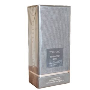 tom ford tobacco oud eau de parfum 100ml. Front angled photo of perfume box.