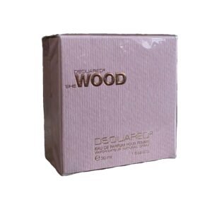 dsquared2 she wood eau de parfum 30ml. Front angled photo of the box showing the branding.