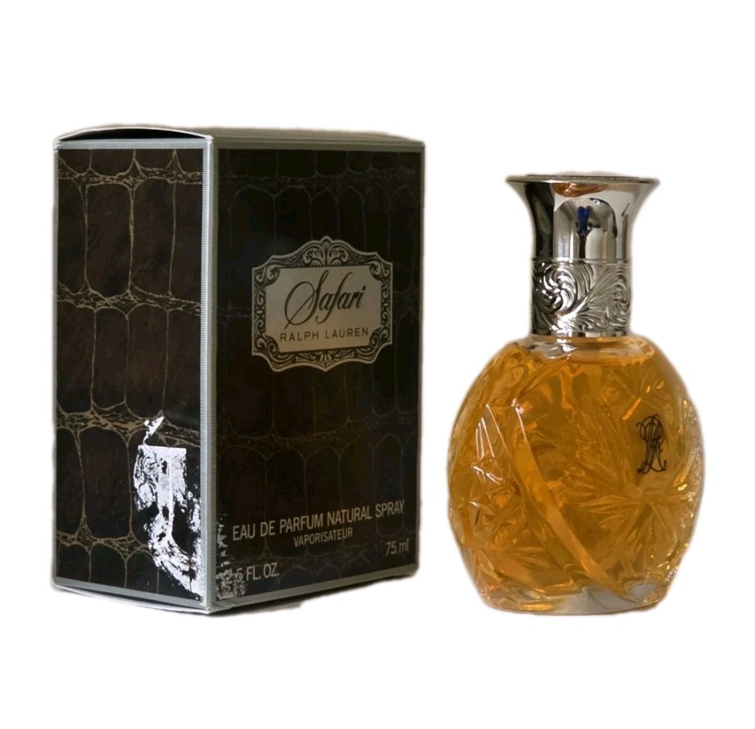 ralph lauren safari eau de parfum 75ml ralph lauren safari eau de parfum 75ml. Box and bottle at an angle.
