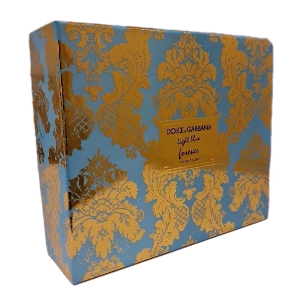 Dolce & Gabbana Light Blue Forever Eau de Parfum 100ml Gift Set Dolce & Gabbana Light Blue Forever Eau de Parfum 100ml Gift Set. Front of gift box.