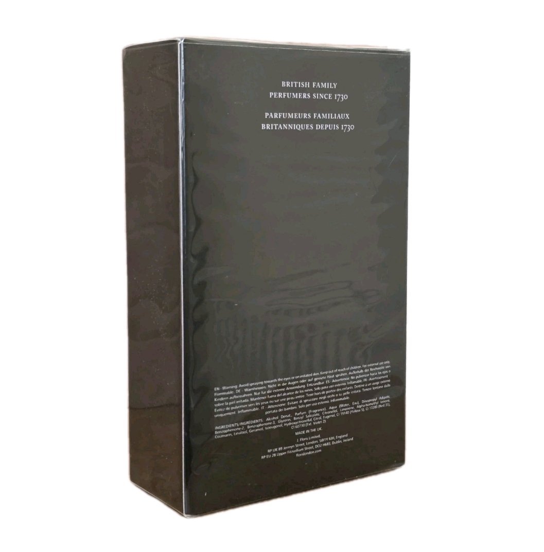 Floris Leather Oud Eau de Parfum 100ml Floris Leather Oud Eau de Parfum 100ml. Back of perfume box photo.